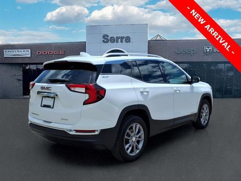 Used 2022 GMC Terrain SLT w/ Tech Package AWD/4WD image 6
