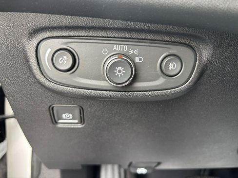 Used 2019 GMC Terrain SLT w/ Preferred Package AWD/4WD image 16
