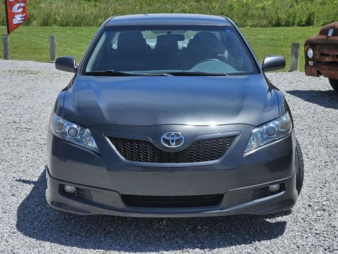 Used 2007 Toyota Camry SE FWD image 3