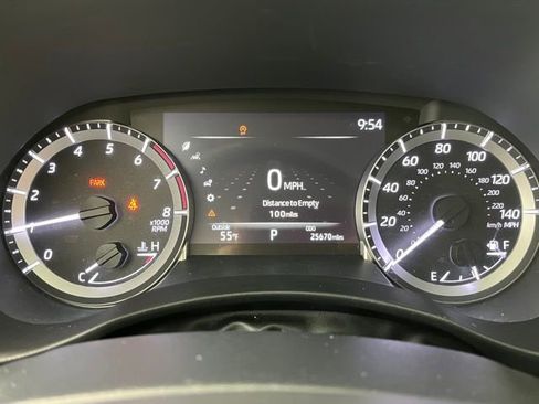 Used 2023 Toyota Highlander XLE image 26