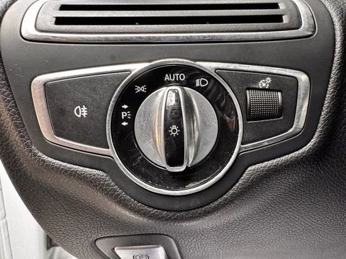 Used 2015 Mercedes-Benz C 300 4MATIC Sedan image 43