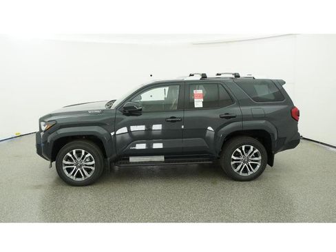 New 2025 Toyota 4Runner Limited image 3