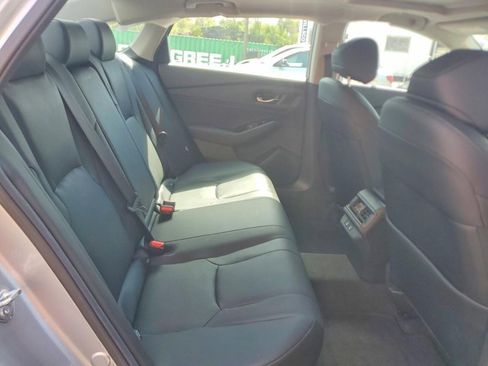 Used 2024 Honda Accord Touring image 7