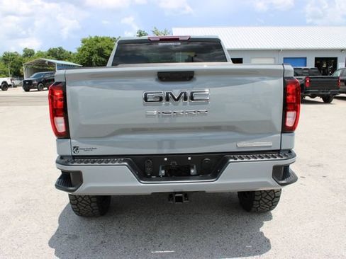 Used 2024 GMC Sierra 1500 Elevation AWD/4WD image 9