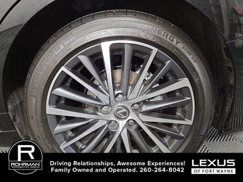 Used 2023 Lexus ES 350 w/ Premium Package FWD image 12