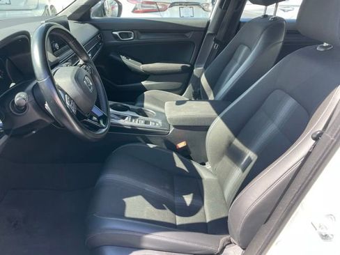 Used 2023 Honda Civic Sport image 6