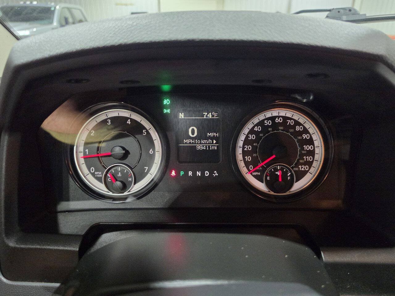 Used 2019 RAM 1500 Warlock AWD/4WD image 36