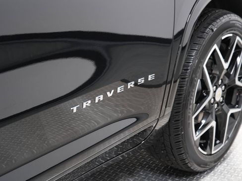 Used 2026 Chevrolet Traverse High Country w/ LPO, Floor Liner Package AWD/4WD image 26