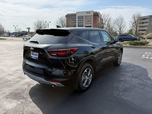 Used 2025 Chevrolet Blazer LT image 8