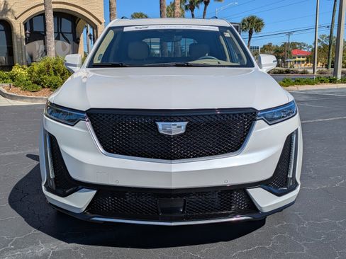 Certified 2022 Cadillac XT6 Sport w/ Platinum Package image 8