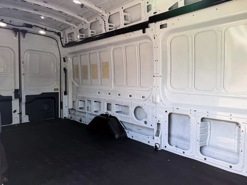 Used 2020 Ford Transit 350 148 High Roof Extended RWD image 18