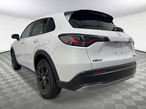 New 2026 Honda HR-V Sport image 4