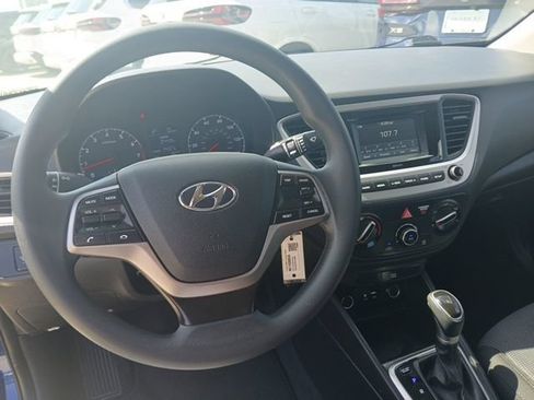 Used 2022 Hyundai Accent SE FWD image 16