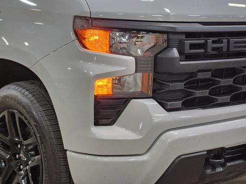 Used 2023 Chevrolet Silverado 1500 Custom w/ Rally Edition RWD image 13