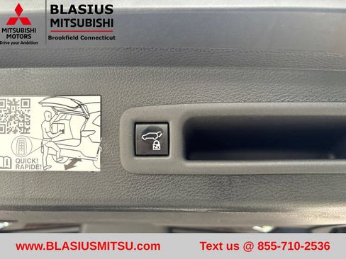 Used 2022 Toyota Sienna XLE AWD/4WD image 58