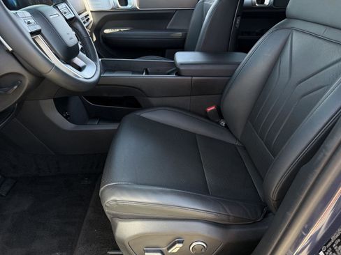 Used 2025 Hyundai Santa Fe SEL FWD image 10