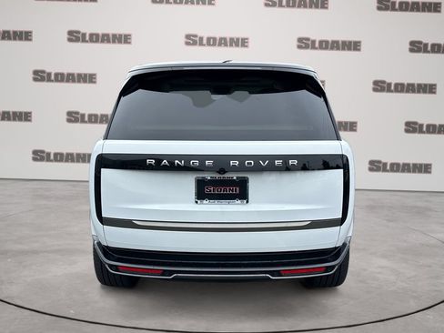 Used 2025 Land Rover Range Rover SE AWD/4WD image 4