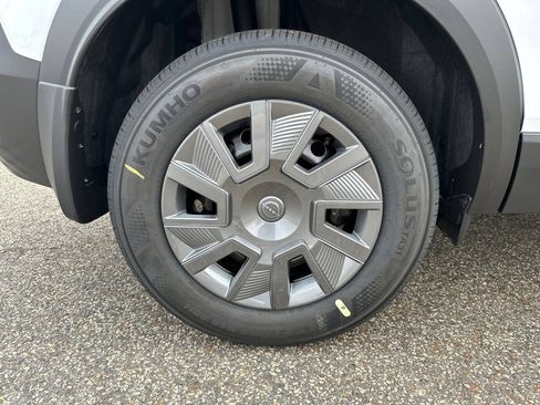 New 2026 Nissan Kicks S FWD image 17