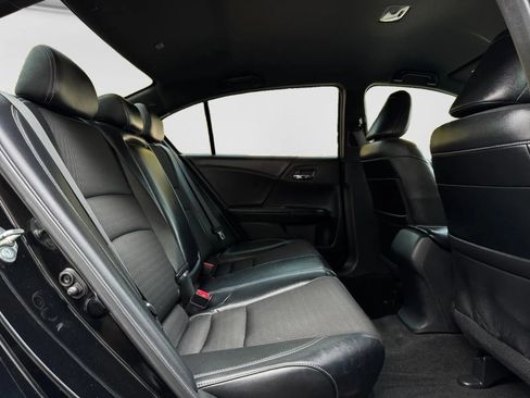 Used 2016 Honda Accord Sport image 20