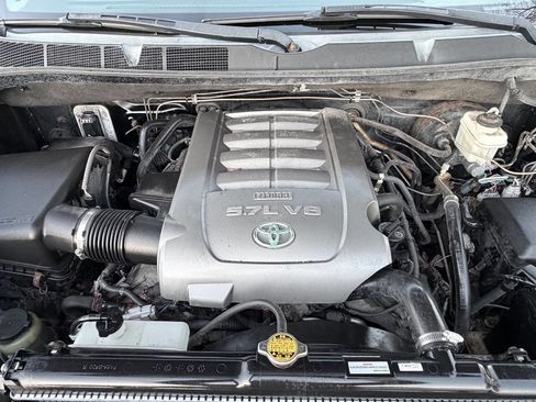 Used 2010 Toyota Tundra 4x4 Double Cab image 18