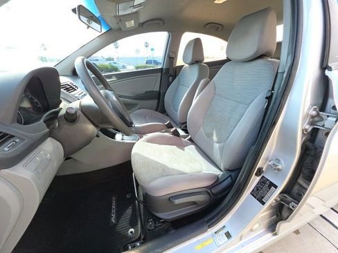 Used 2016 Hyundai Accent SE FWD image 13