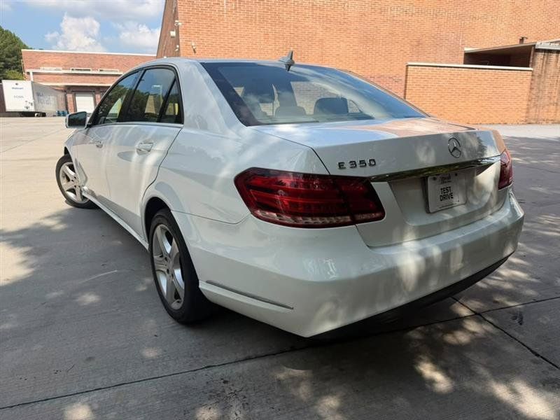 Used 2014 Mercedes-Benz E 350 Sedan image 4