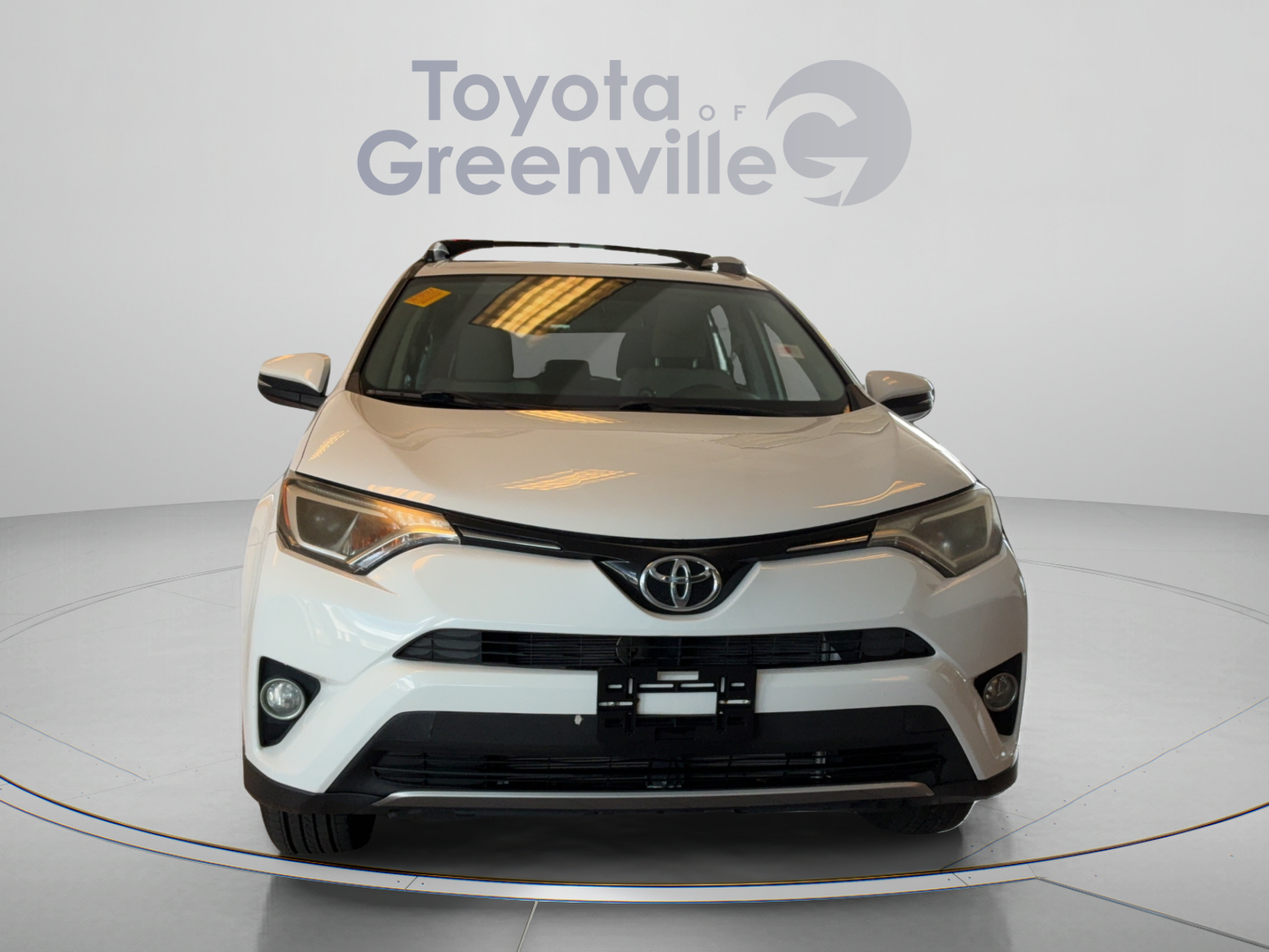 Used 2016 Toyota RAV4 XLE AWD/4WD image 9