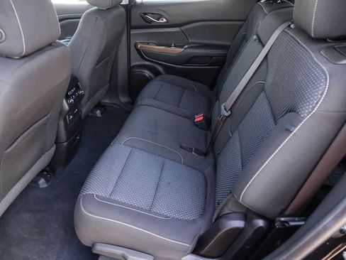 Used 2020 GMC Acadia SLE w/ Driver Convenience Package FWD image 17