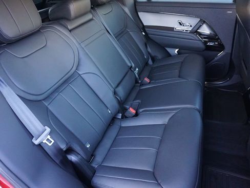 New 2025 Land Rover Range Rover Sport Dynamic SE image 27