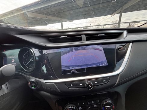 Used 2022 Buick Encore GX Select w/ Sport Touring Package image 9