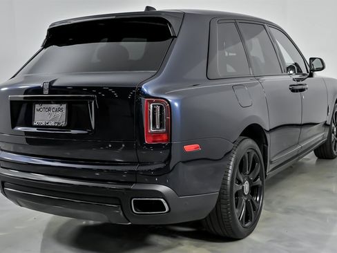 Used 2020 Rolls-Royce Cullinan image 12