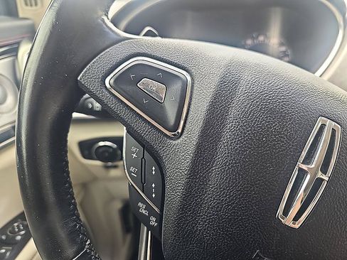 Used 2017 Lincoln MKX Black Label w/ Driver Assistance Package FWD image 20