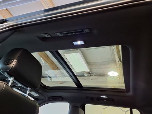 Used 2021 Chevrolet Tahoe Z71 AWD/4WD image 19