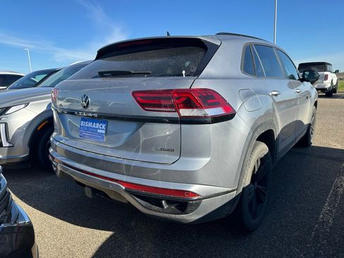 Used 2023 Volkswagen Atlas Cross Sport SEL R-Line AWD/4WD image 3