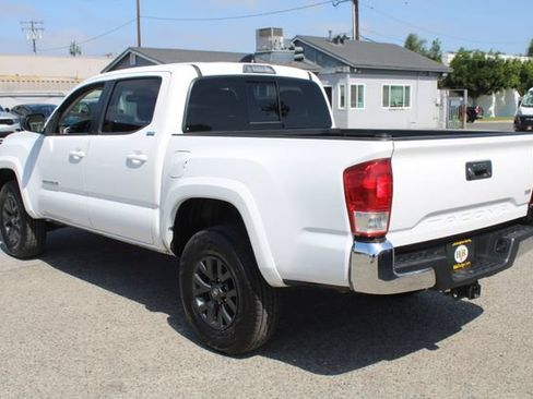 Used 2023 Toyota Tacoma SR5 RWD image 6