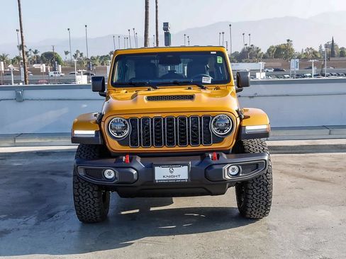 New 2026 Jeep Wrangler Unlimited Rubicon AWD/4WD image 3