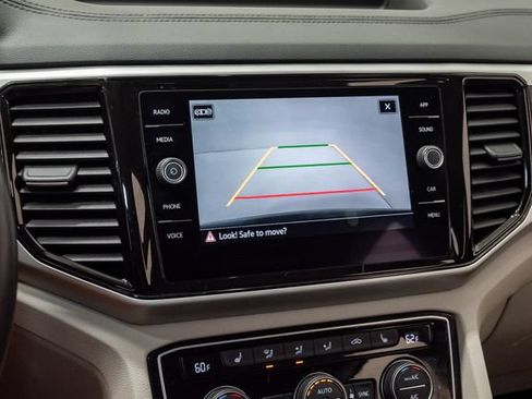 Used 2022 Volkswagen Atlas SE FWD image 14
