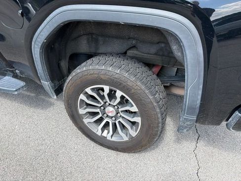 Used 2019 GMC Sierra 1500 AT4 w/ AT4 Premium Package AWD/4WD image 7