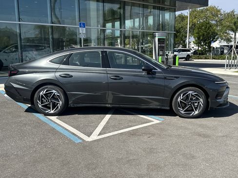 New 2026 Hyundai Sonata SEL FWD image 5