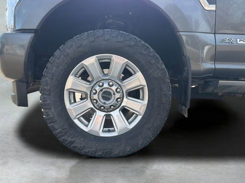 Used 2018 Ford F350 Platinum w/ Platinum Ultimate Package image 43