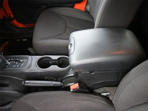 Used 2015 Jeep Wrangler Unlimited Sport w/ Quick Order Package 24S image 19