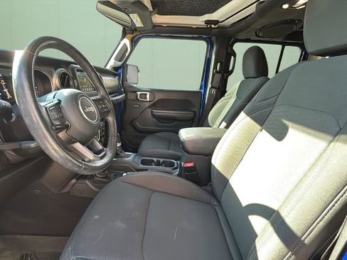 Used 2020 Jeep Wrangler Unlimited Sport image 18