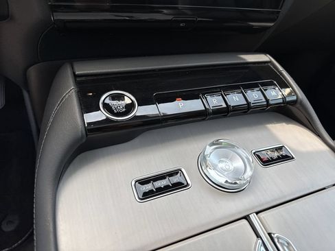 Used 2025 Lincoln Navigator L Reserve AWD/4WD image 31