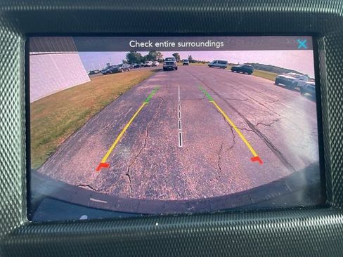 Used 2020 Jeep Wrangler Unlimited Sport image 25