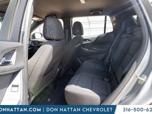 Used 2025 Chevrolet Equinox LT FWD image 19