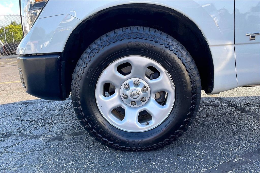 Used 2019 Nissan Titan S w/ S Utility Package AWD/4WD image 8