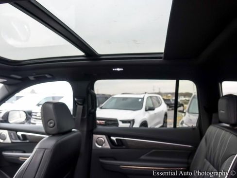 New 2026 Buick Enclave Avenir w/ Super Cruise Package image 12