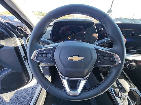 New 2026 Chevrolet Trax LT w/ Driver Confidence Package image 17