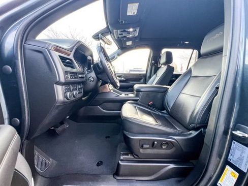 Used 2021 Chevrolet Tahoe High Country w/ Premium Package AWD/4WD image 16