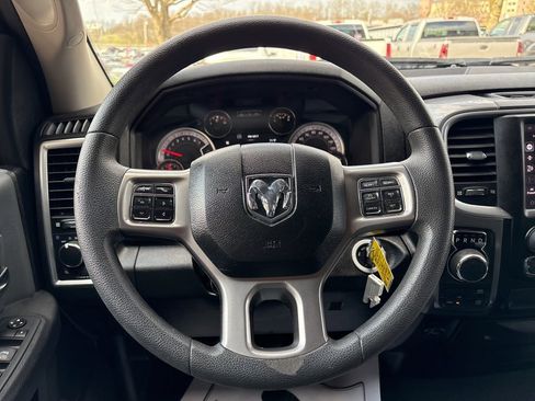 Used 2022 RAM 1500 Classic SLT w/ Electronics Group image 21